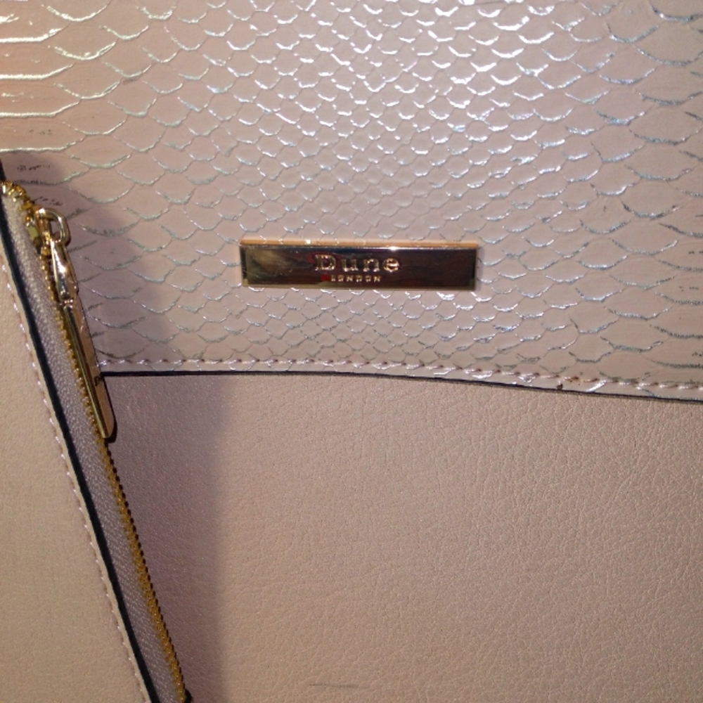 Dune London Pink/Rose Gold Faux Snakeskin Print Hand-Held Bag - Picture 7 of 17